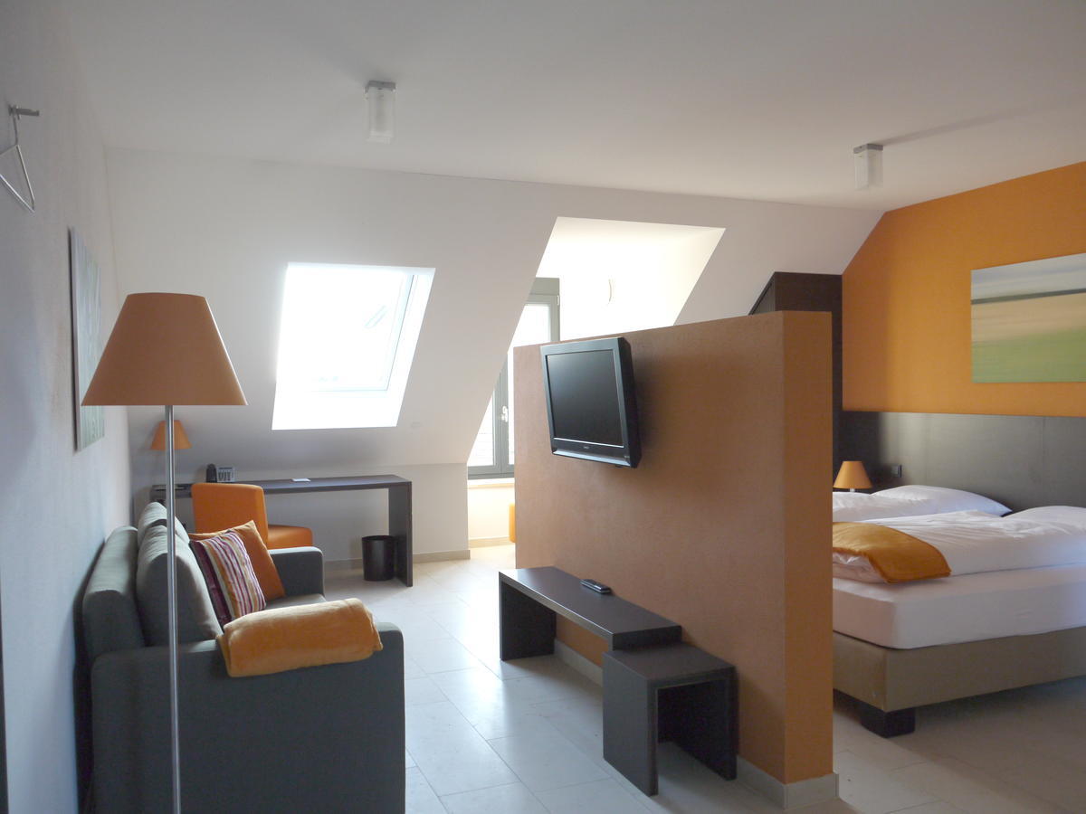 Kh Hotel Mit Restaurant Geisenfeld Δωμάτιο φωτογραφία