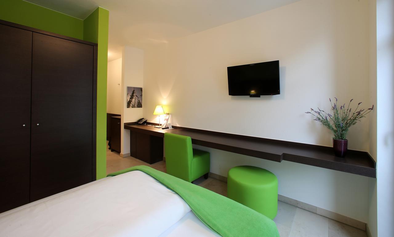 Kh Hotel Mit Restaurant Geisenfeld Εξωτερικό φωτογραφία